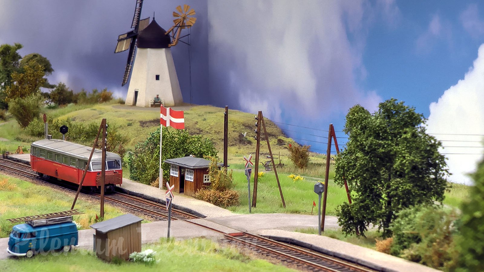 Odsherreds Modeljernbane Denmark - A colourful and detailed model railway in HO scale