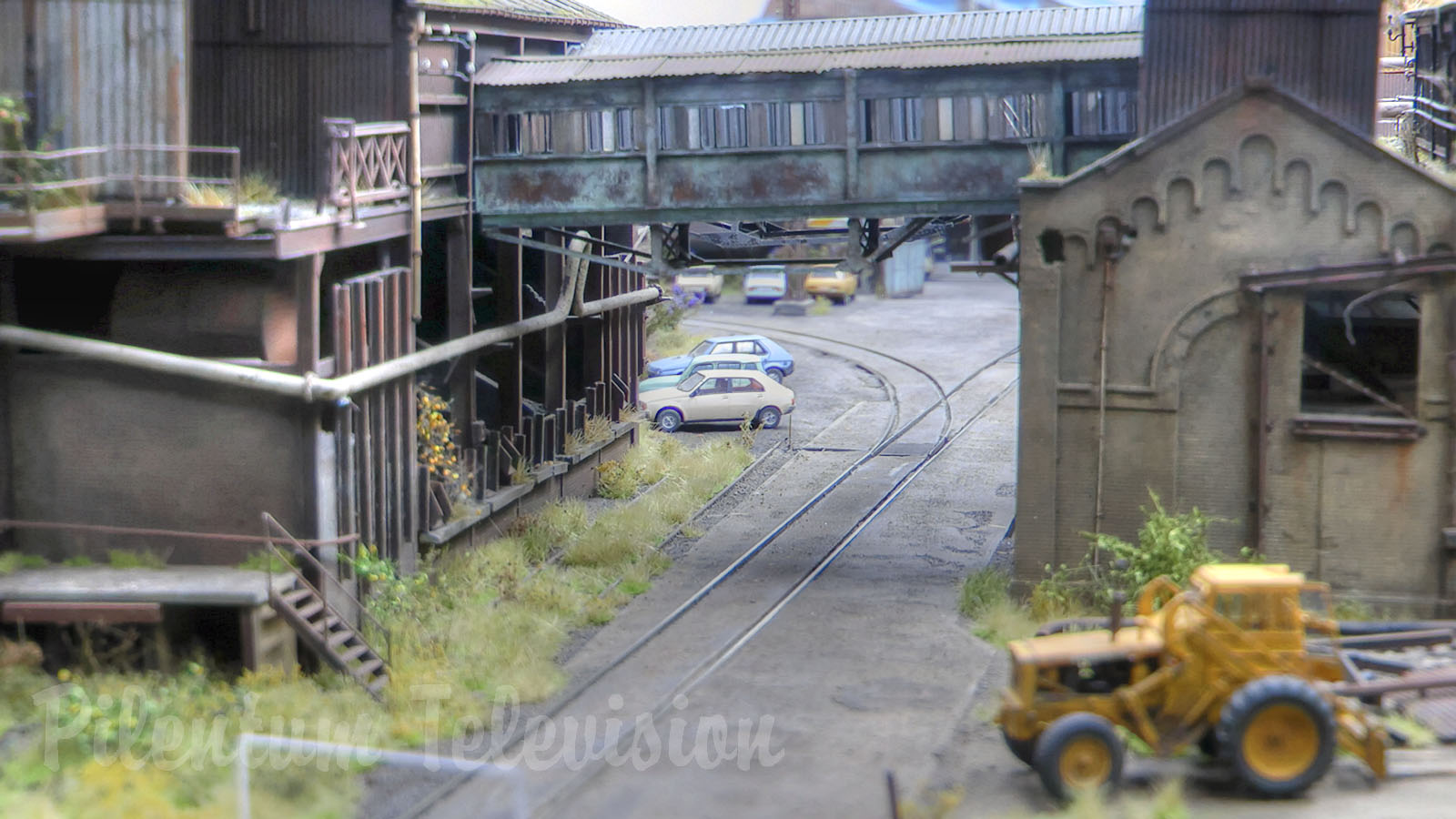 HO scale model railroad layout of Liège steel industry - Industrial model railway in museum quality