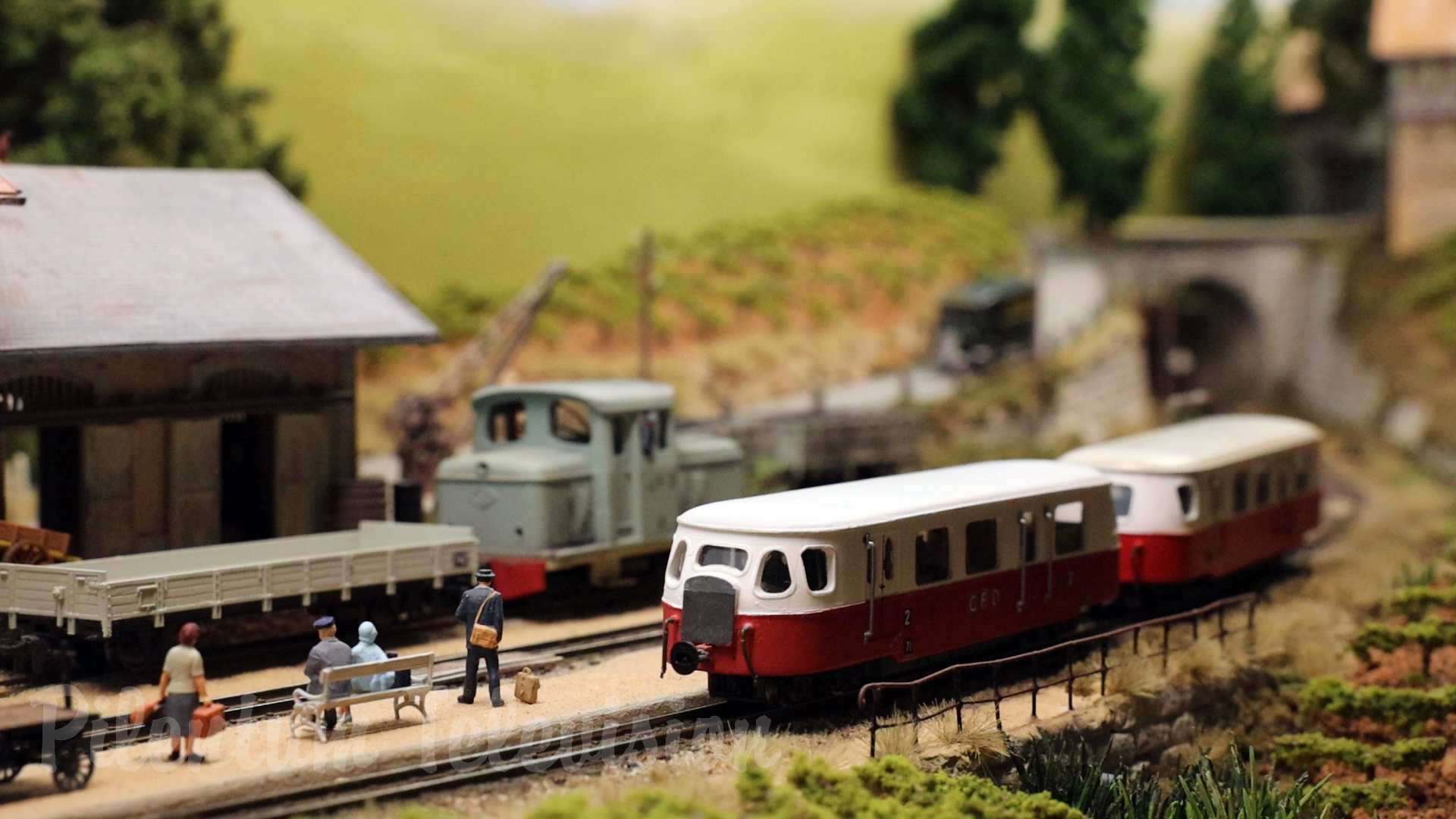 Beautiful French Model Railway Diorama in Narrow Gauge Sainte Ellisaire by Jaco Vroom