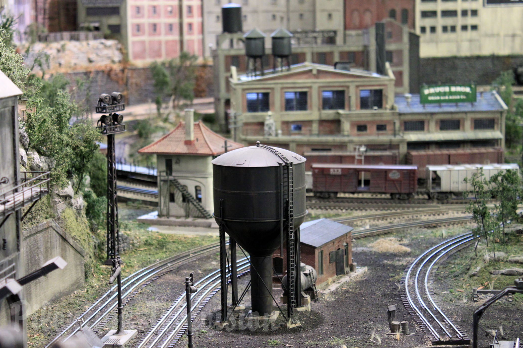 Big Steamers Paradise in O Scale - The Iconic Model Railroad Layout Greenbrook by Norm Charbonneau