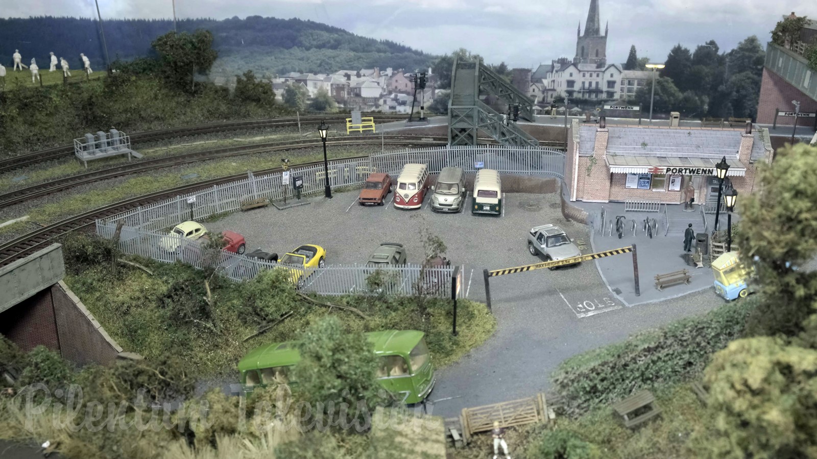 British Railway Modelling - Hornby and Bachmann Model Trains UK - OO Gauge Running Session