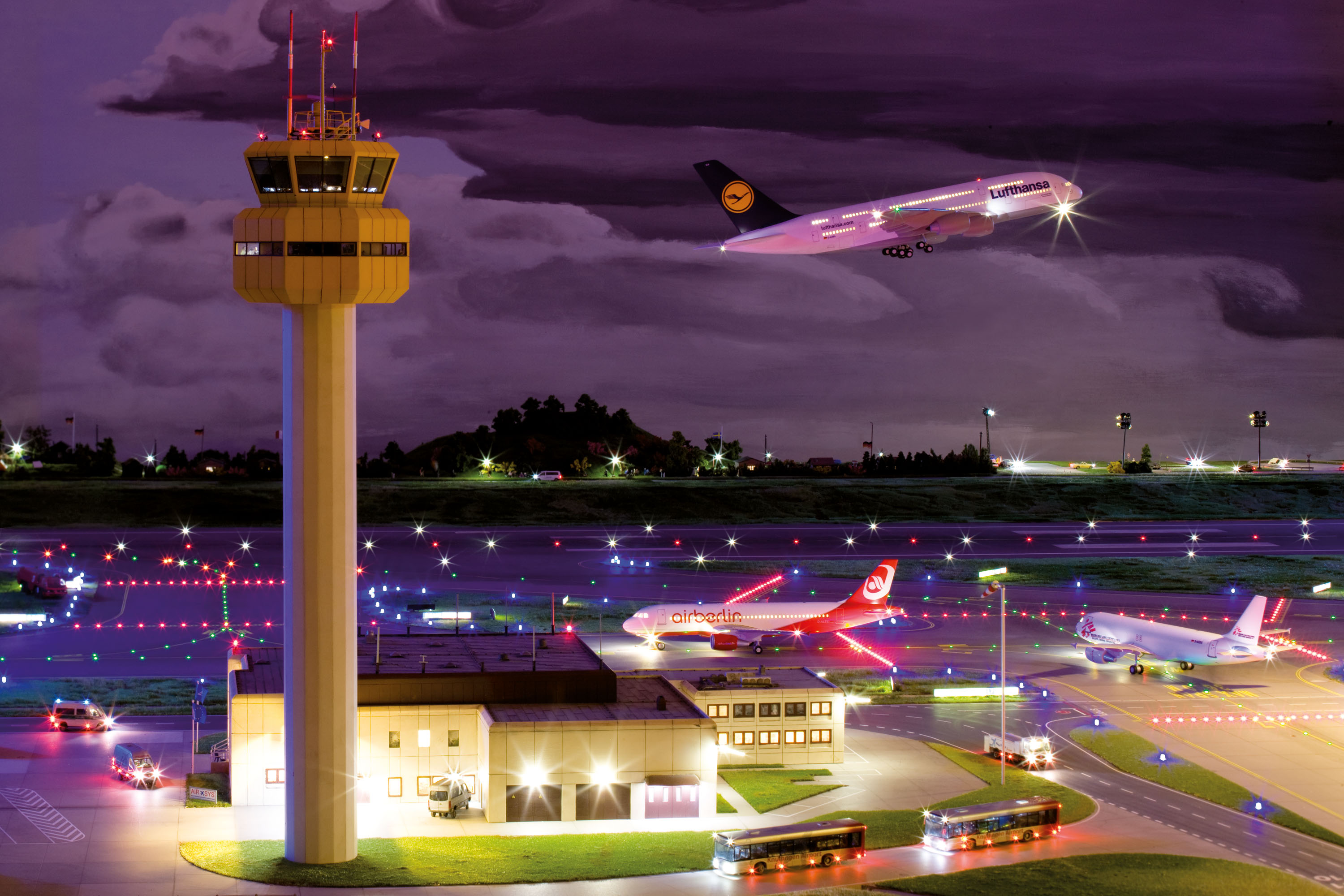 Model Airport Diorama - The World of Aviation with Moving Planes and Aircraft at Miniatur Wunderland