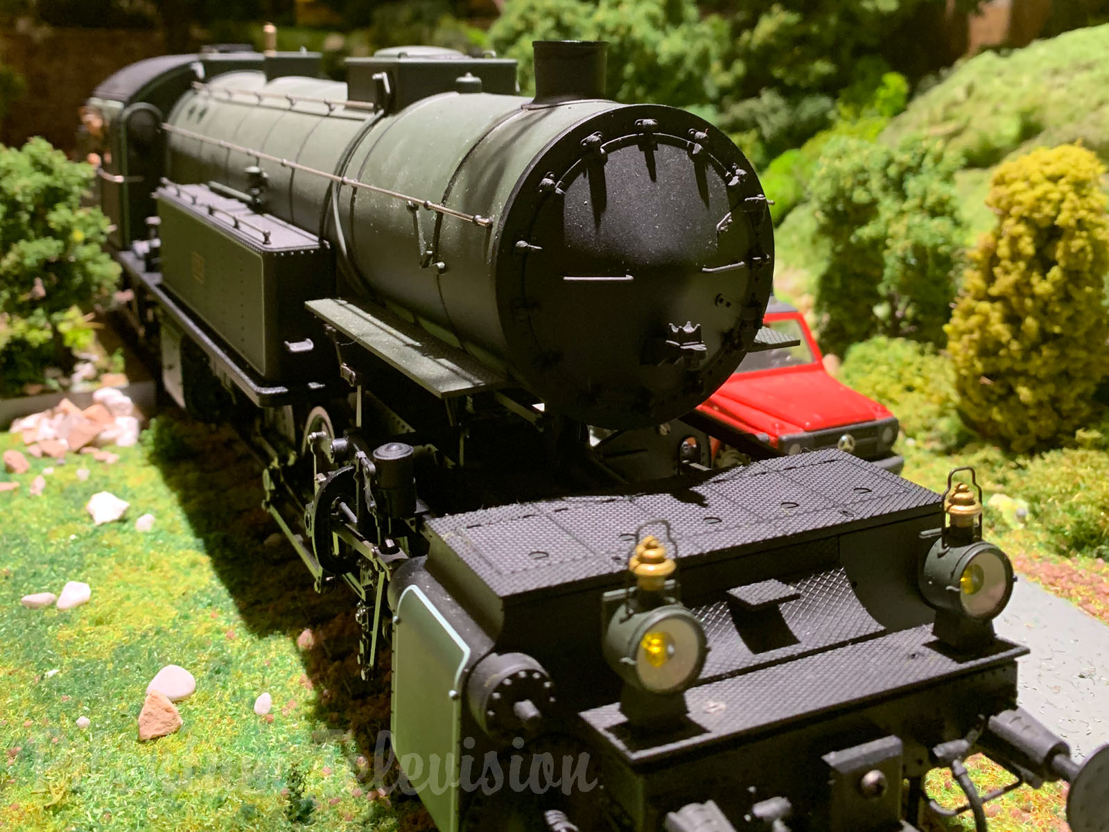 Model Railroading - Huffing, Puffing and Chuffing Steam Trains on Arnold’s Märklin Miniature Railway