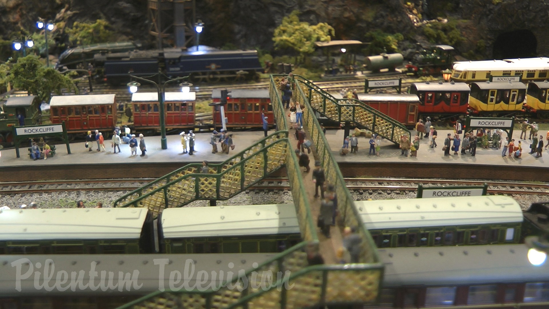 Model Railroading in N Scale: The Rockcliffe Layout by David and John Riddle