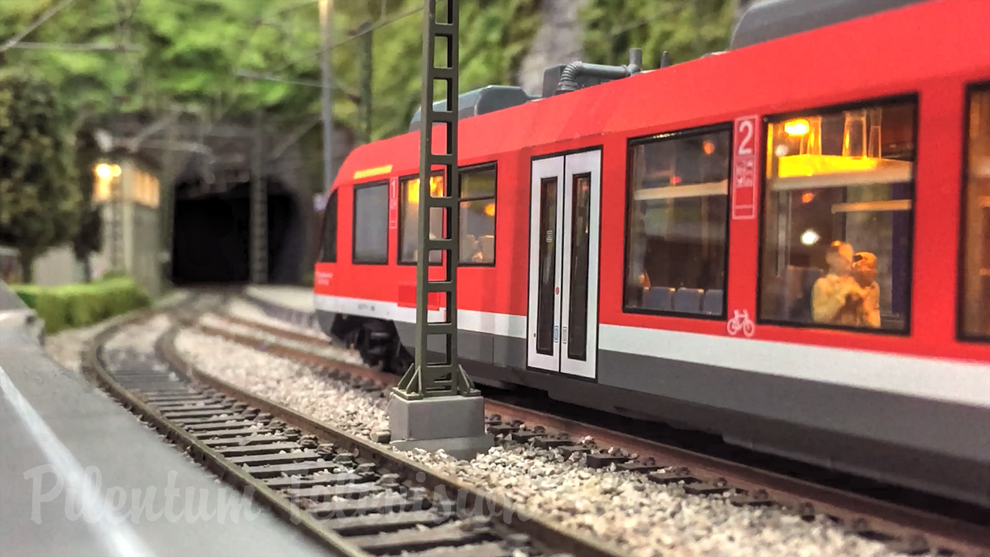 Model Railway Layout “Neupreussen Main Station” - Piko Trains and Roco Locomotives in HO scale