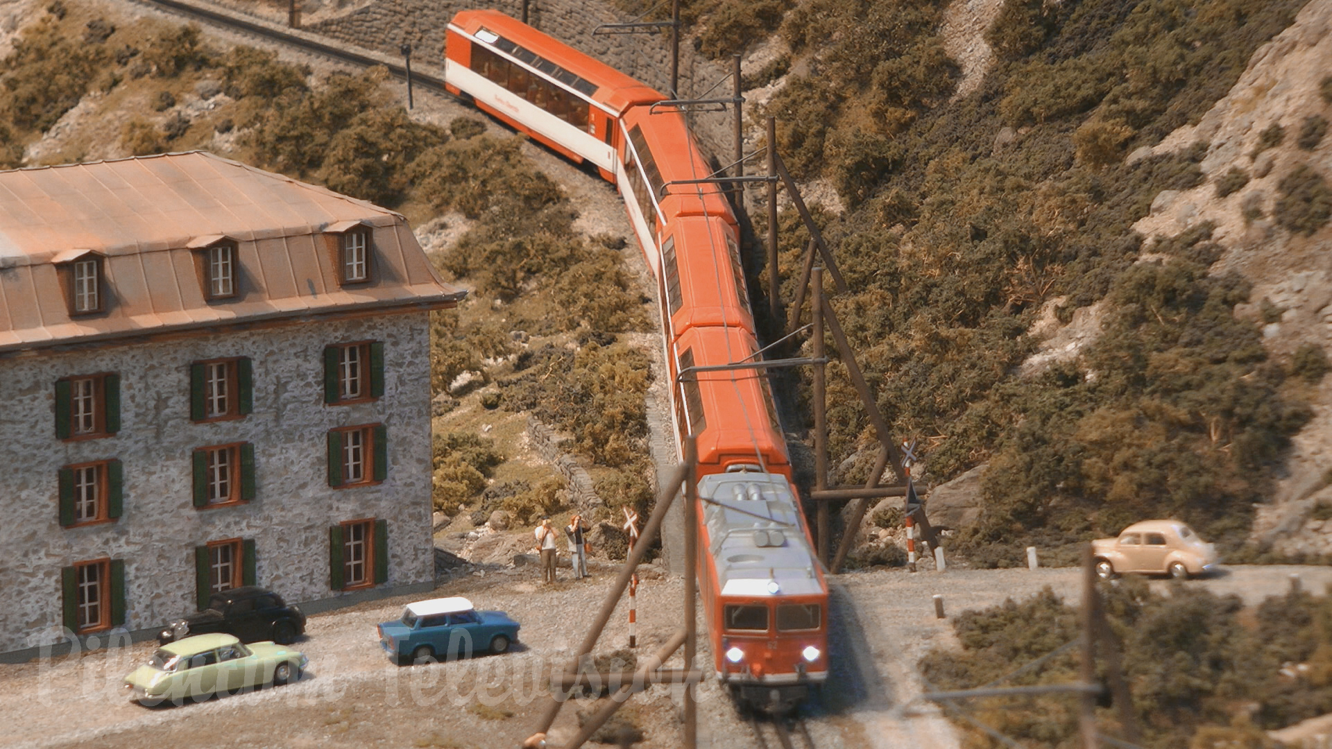 Model trains in action - One of the finest layouts of Switzerland in HO scale