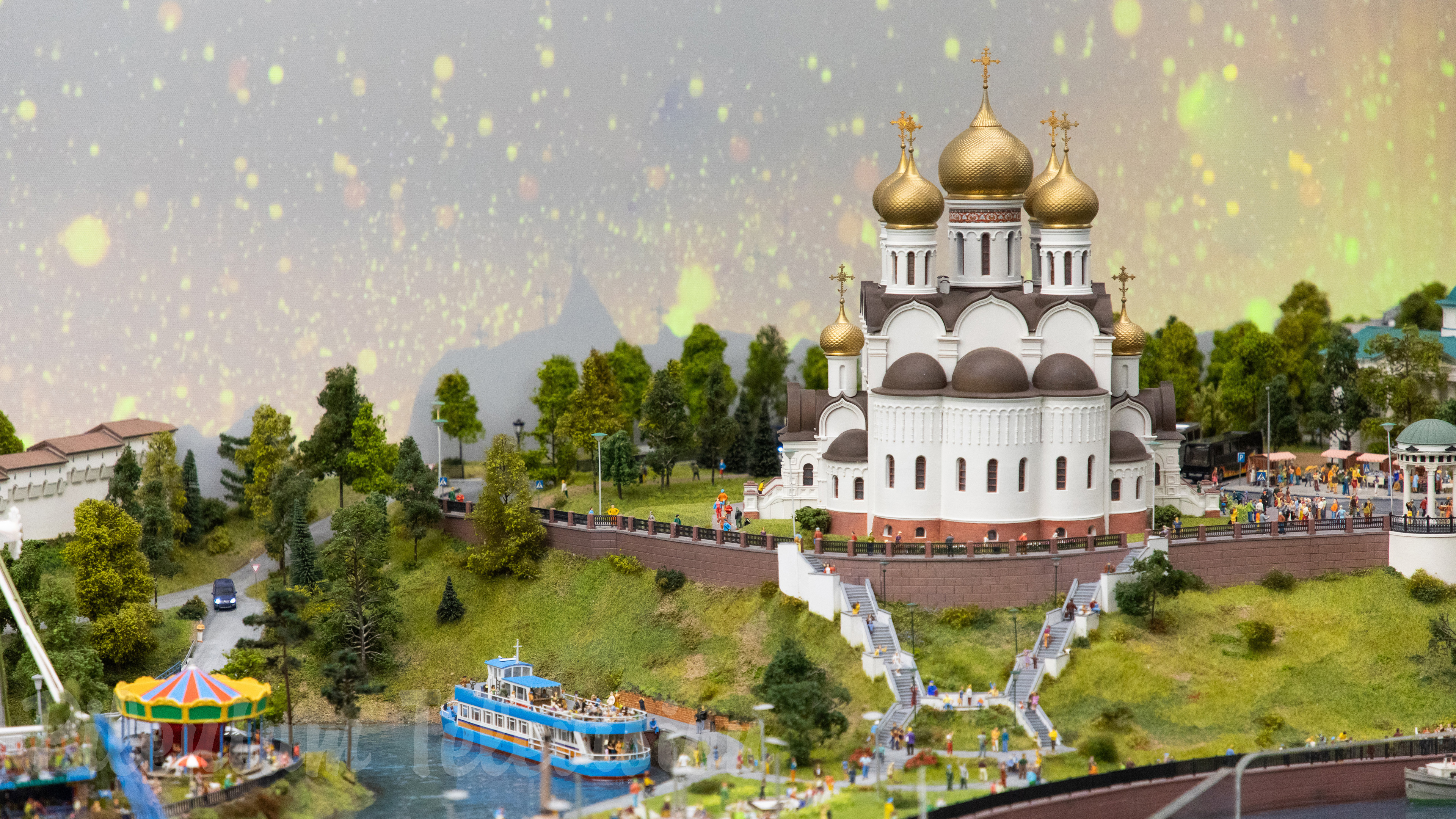 Model trains in Russia - One of the most beautiful HO scale model railway layouts - Макет Золотого кольца России