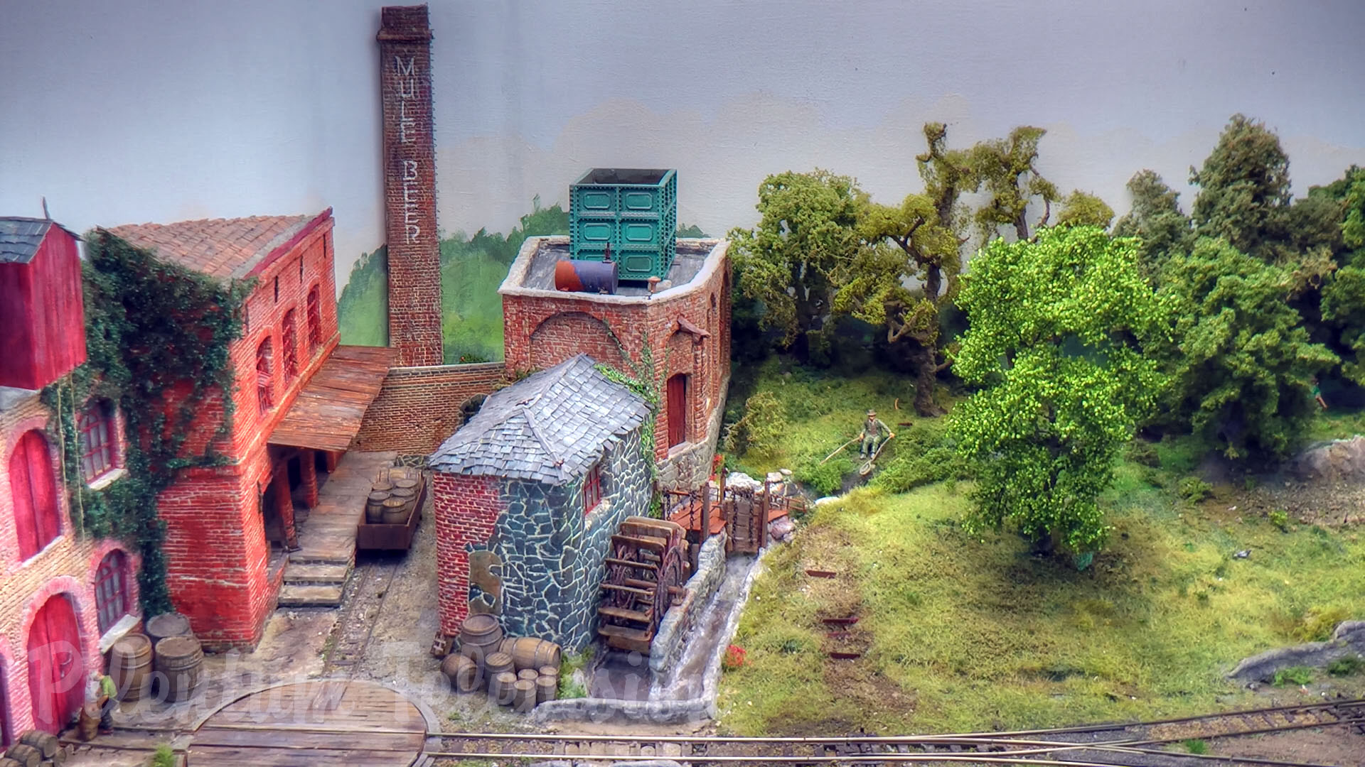 One of the Most Detailed Model Railway Layouts in Narrow Gauge O Scale - Old England by Samuel de Zutter