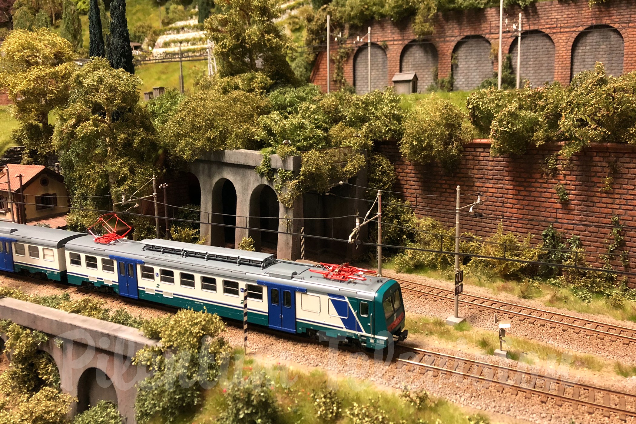 Treni in Transito: Rail Transport Modeling and Railway Modelling in Italia - The Superb Model Railroad Layout by Carlo Viganò